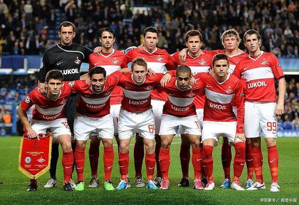 关于阿贾克斯主场大胜海牙，稳固荷甲榜首位置的信息