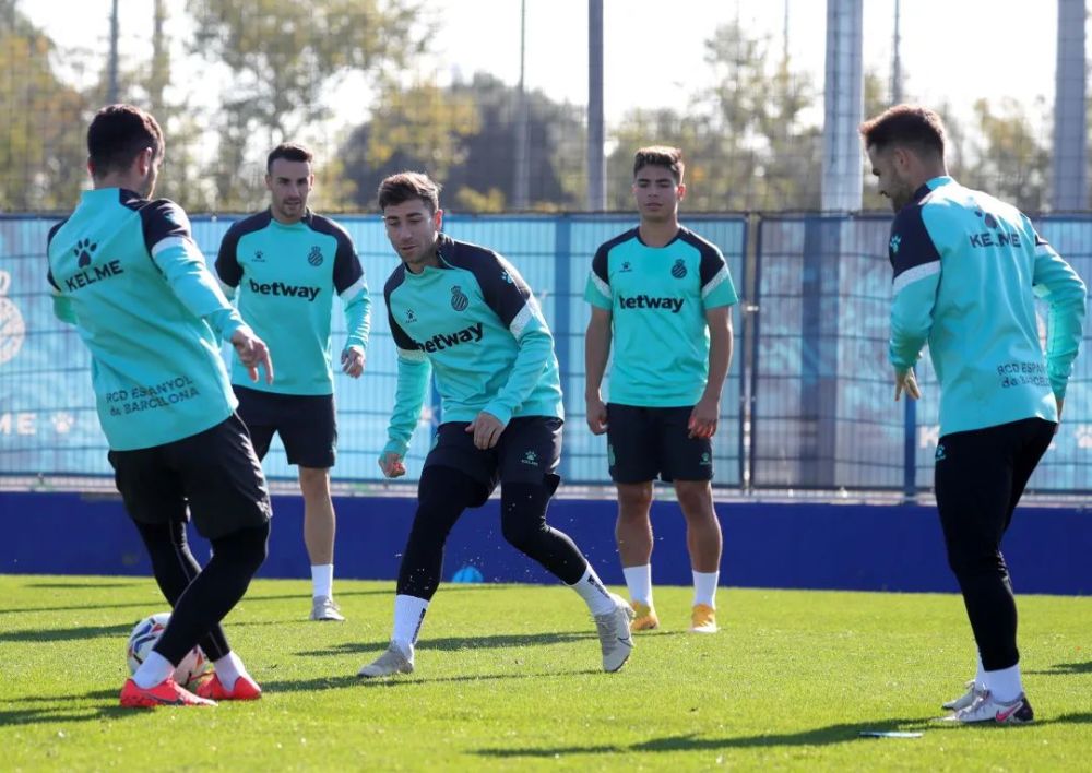 马拉加客场告捷，稳固积分榜位置的简单介绍