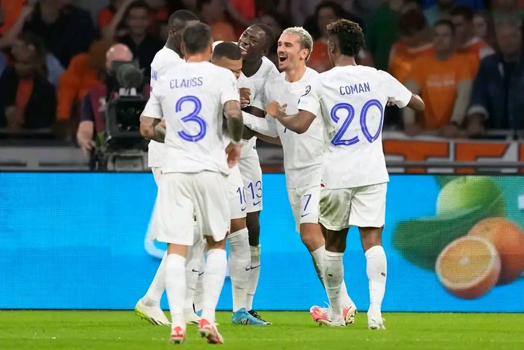 欧预赛精彩对决，双方水平相当的简单介绍